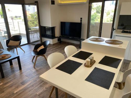 Khalandrion Apartment | Dazzling and stylish 2BR Apartment