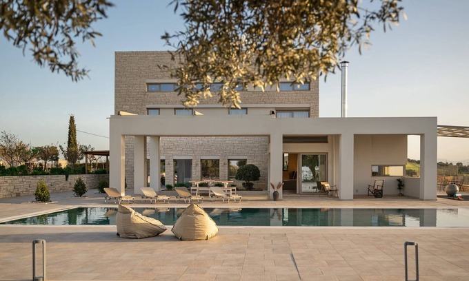 Archanes Villa | Dazzling Heraklion Villa | Villa Elrond | 5 Bedrooms | Spacious Furnished Sun.