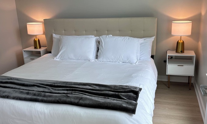 Alexandria West Apartment | DC’s Nearby Quite Haven, free one car parking
