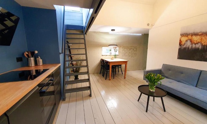 Elahuizen Apartment | De Fluessen Loft