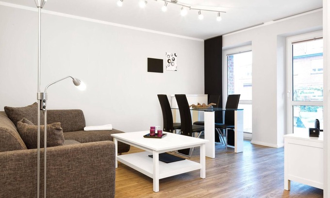Insel Poel Apartment | Apt. HUMMER - dream location directly at the port of Timmendorf!