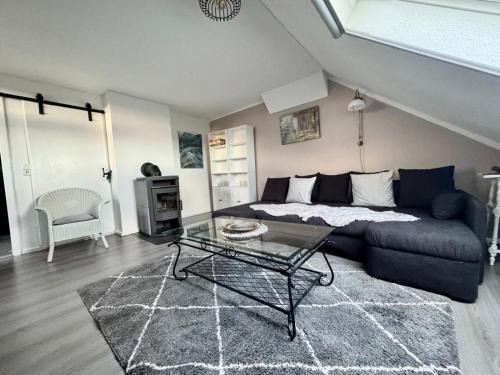 Petershagen b Fredersdorf b Berlin Apartment | Vierseitenhof Hasenfelde - Ferienwohnung Feldblick