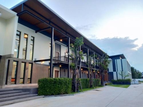 Roi Et Hotel | De Vine House