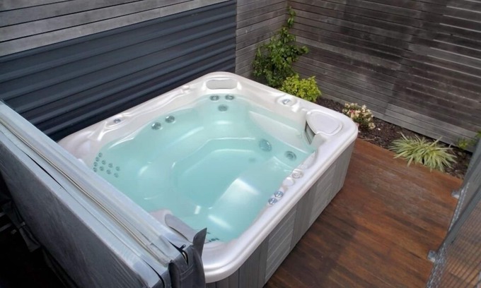 Martinborough House | De Vine Martinborough 14a Holiday Home