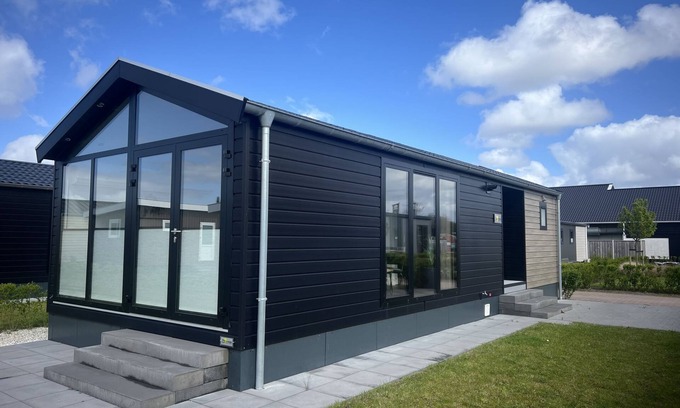 Scherpenisse House | De Zeeparel by Interhome