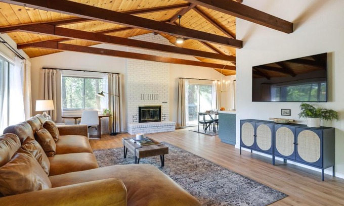 Twain Harte House | Deck and Fire Pit Stunning Twain Harte Cabin!
