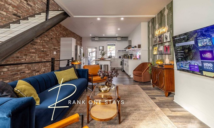 Pittsburgh House | Dedicated Parking | 2 King Beds | Arcade | BBQ