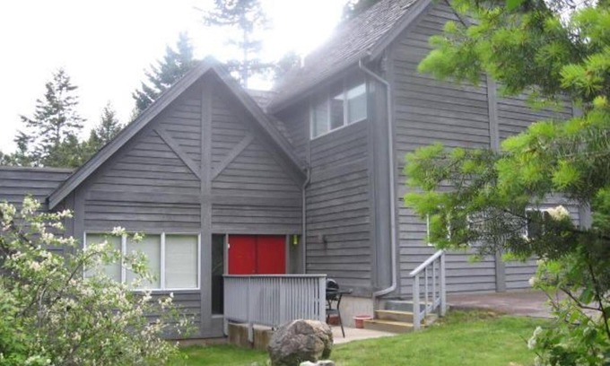 Lakeside House | Deep Bay ~ Flathead Lake Timber Frame Home