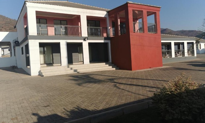 Glen Cowie Bed & Breakfast | Dehoop Luxury Lodge