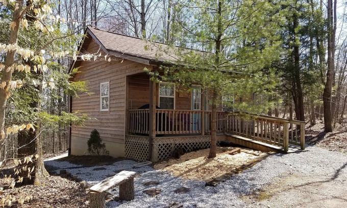 Rockbridge Cabin | Delaware Cabin at Big Pine Retreat