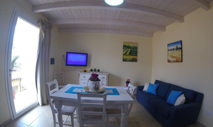 Pula Apartment | Delightful apartment near the center and the beaches. Free WiFi.