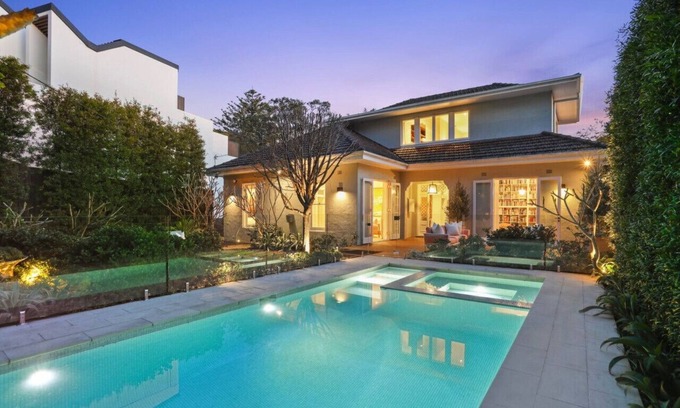 Bellevue Hill House | Delightful Family Home Very Close to Double Bay Village