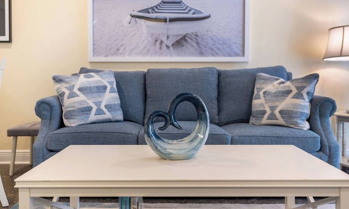 Jog Road Condo | Delray Beach Villa on the Ocean