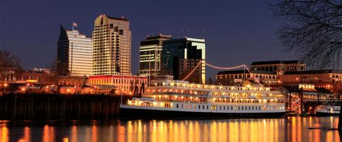 Old Sacramento Hotel | Delta King Hotel