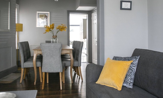 Harrogate City Centre House | Deluxe 4 bedroom house