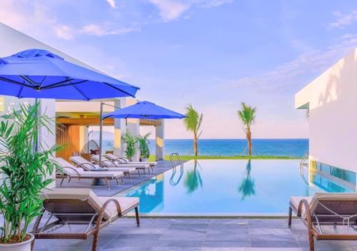 Ngu Hanh Son Resort | Deluxe Beachside Resort Danang