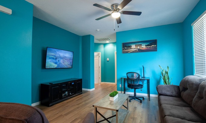 Mesquite Condo | Deluxe Condo with KING Size Bed