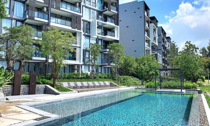 Choeng Thale Apartment | Deluxe lagoon view apartment at Cassia Residence