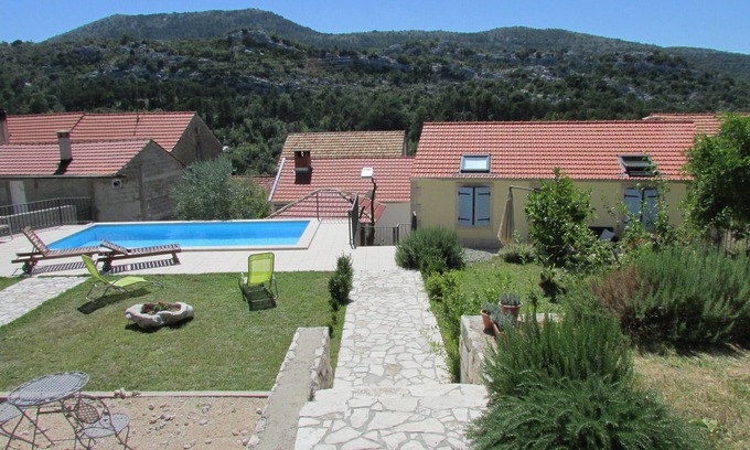Donja Banda Apartment | Deluxe Peljesac Villa | Holiday Home Stari Zoganj | 2 Bedrooms | Swimming Pool
