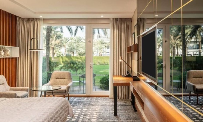 Garhoud House | Deluxe Room Near Dubai Airport Terminal One By Luxury Bookings