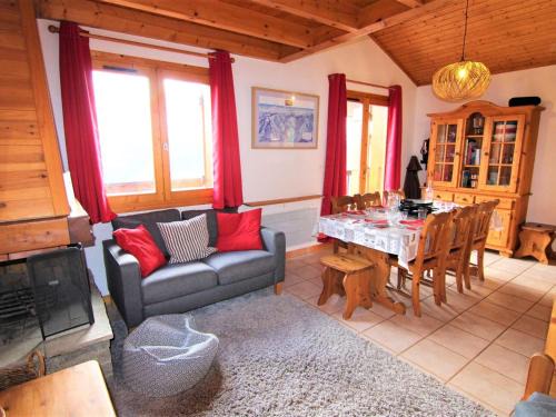 Hauteluce Apartment | Demi-Chalet 4 Pièces, 8 Pers. aux Saisies - FR-1-594-304