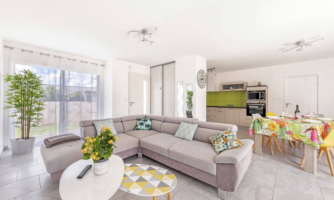 Vaux-sur-Mer Villa | Deniere Minute Villa Climatise DU 08 AU 15 Juillet et Aout Charente Vaux:/MER