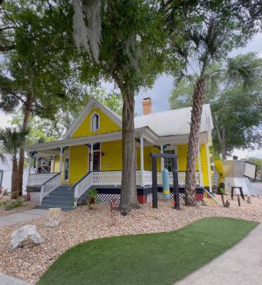 Gainesville Hotel | Depot Village