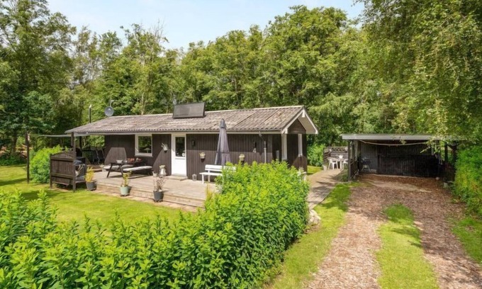 Amtoft House | "Derik" - 400m to the inlet by Interhome