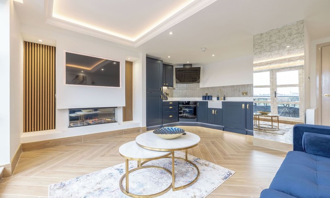 Londonderry Apartment | Derry City, Northern Ireland - Rivieré Lux