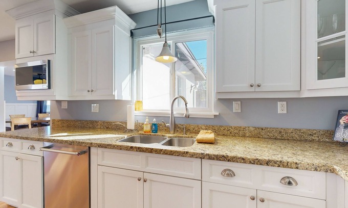 Southwest Village House | Desert stunner with enclosed yard, pool, grill, W/D, & AC - dog-friendly