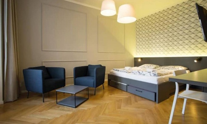 Andel Apartment | ⚡️ 𝓓𝓮𝓼𝓲𝓰𝓷 𝓐𝓷𝓭𝓮𝓵, WalkScore 99%, Balcony for smokers