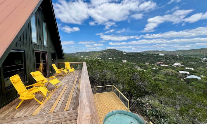 Concan Cabin | Design-forward Frio cabin with epic views & pool