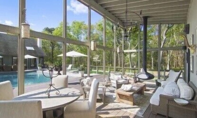 Sag Harbor House | Designer home in a prime location - Close to wineries and Ocean Beaches