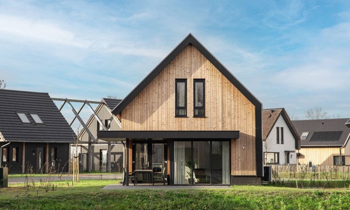 Nieuwvliet House | Detached accommodation that can accommodate 6 people