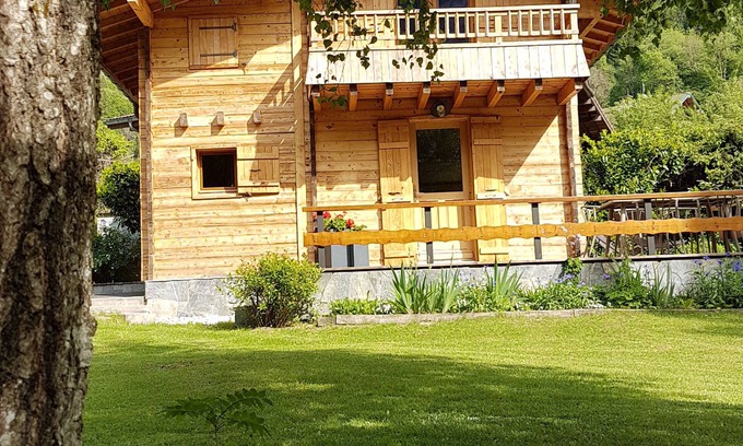 Thones Ski Chalet | Detached chalet with terrace, garden, near Lake Annecy