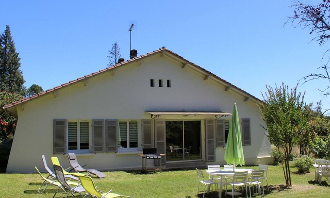 Chancelade Cottage | Detached house 2 br., near Périgueux, garden, Wifi