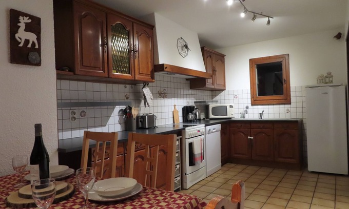 Samoens Apartment | Detached house 5 minutes from village center and cable car