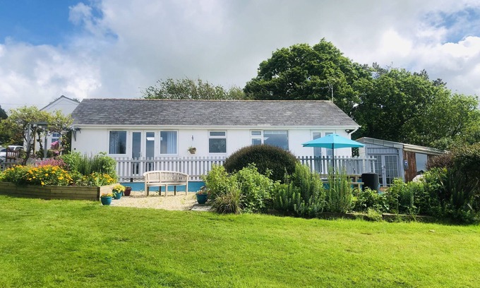 Winnard's Perch House | Detached, peaceful, spacious with easy access and very large garden