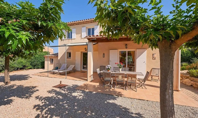 Nans-les-Pins Villa | Detached villa 6 people, 2 bathrooms 6 people