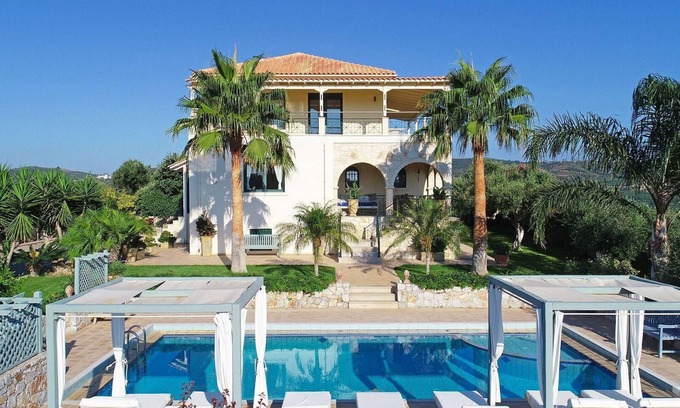 Darmarochori House | Detached villa - pool, panoramic seafront position