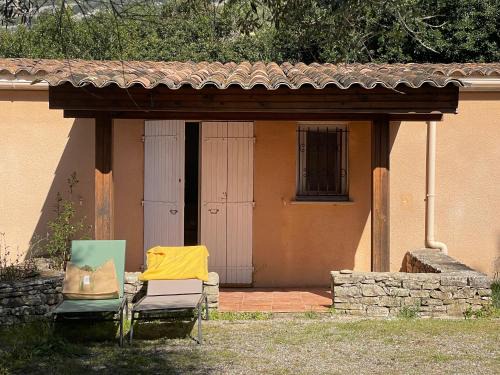 Saint-Florent Villa | Deux mini villas distancees 10 metres pour 6 personnes