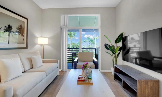 Dania Beach Apartment | Dharma Home Suites Dania Beach at Sheridan Ocean Club