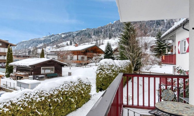 Kaprun Condo | Diamond Forest - 8 Full Beds Summercard Included