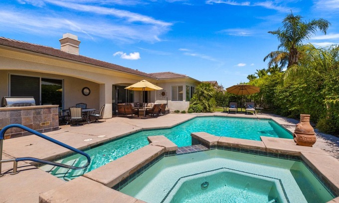 Versailles House | Diamond of the Desert! Stunning Home w/Private Pool, Spa, & Casita. Lighted tennis!