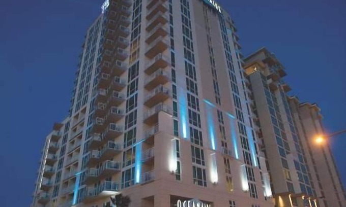 Northeast Virginia Beach Villa | Diamond Resorts Oceanaire Resort - 2 Bedroom Deluxe Ocean Front Suite