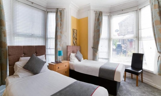York Bed & Breakfast | Diamonds Villa