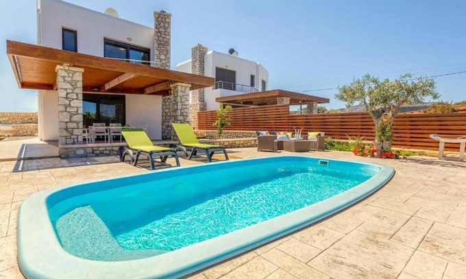 Lahania Villa | Dias Villas Collection