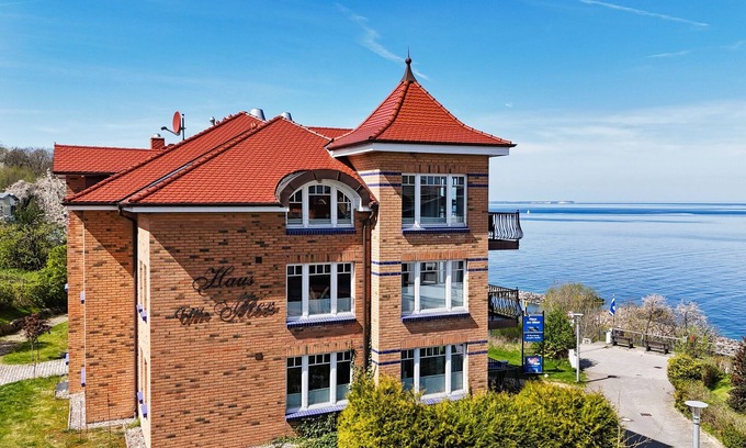 Lohme Apartment | Die Ferienwohnung Nr. 06 im Haus am Meer