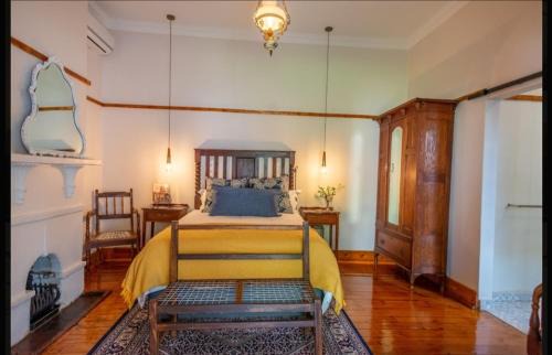 Kroonstad House | Die Hof Gastehuis