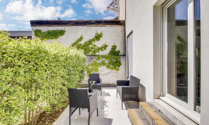 7th Arrondissement Apartment | DIFY Malot - Jean Macé